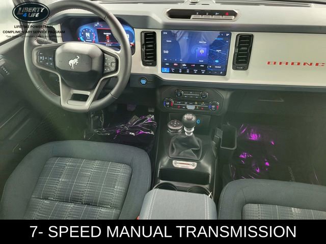 Used 2025 Ford Bronco Heritage Edition AWD/4WD image 33