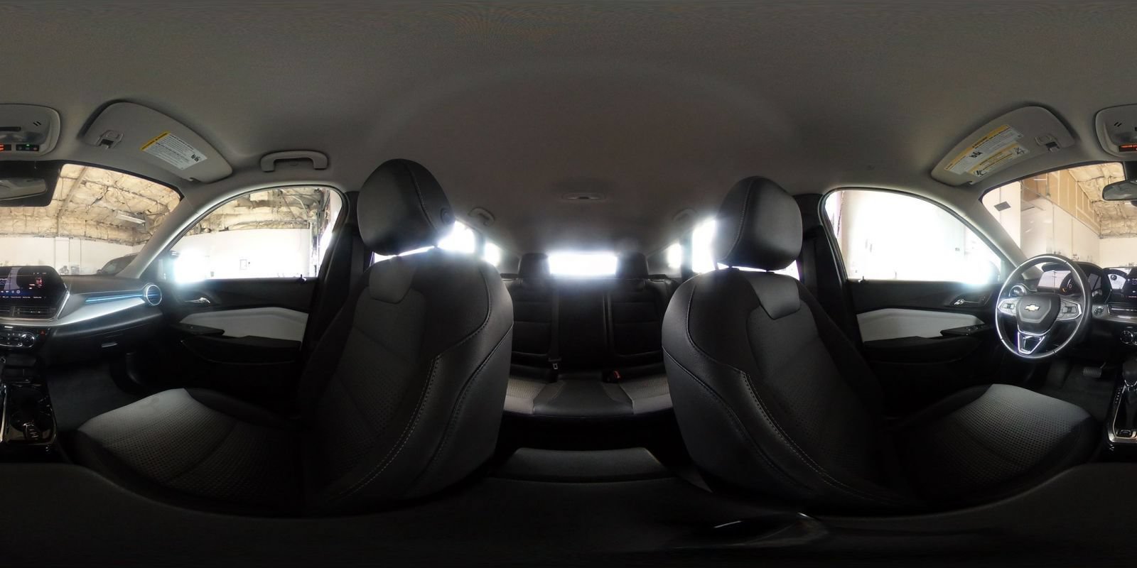 Used 2025 Chevrolet Trax LT w/ LT Convenience Package FWD image 40