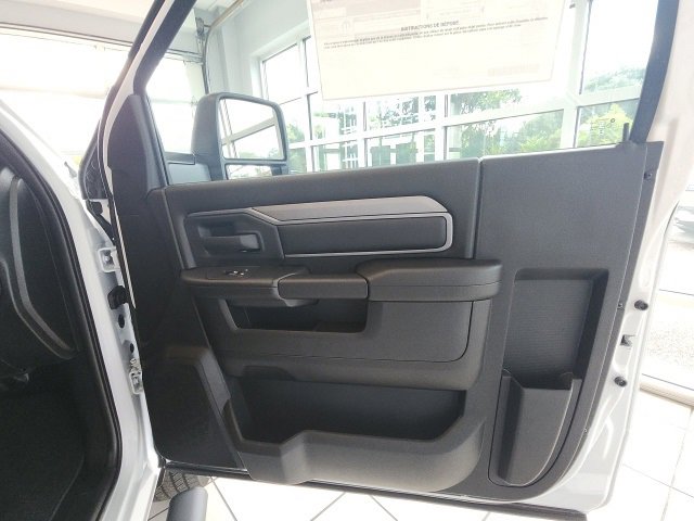 New 2026 RAM 3500 Tradesman image 29