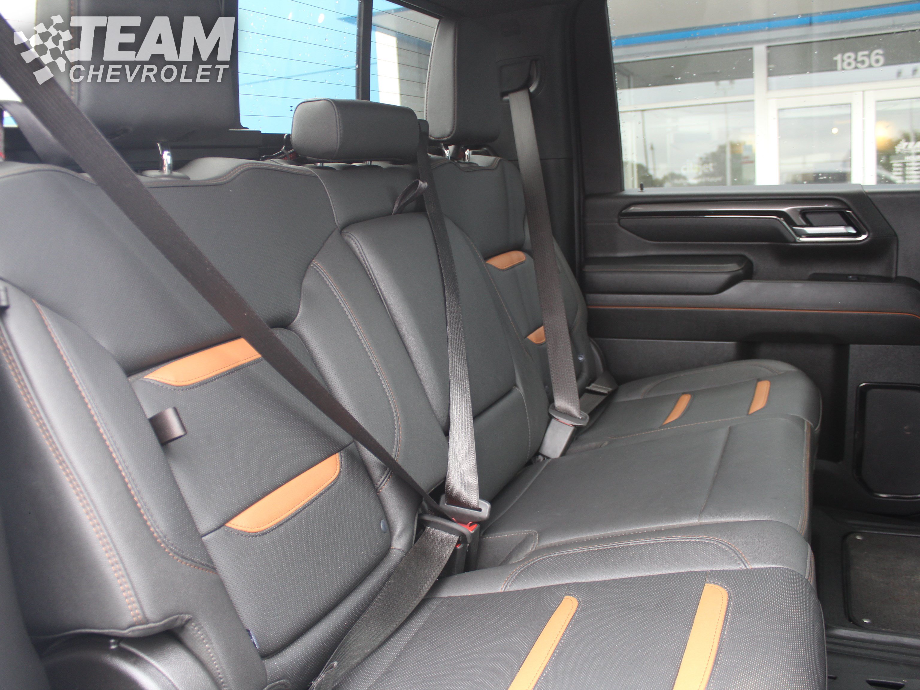 Certified 2025 GMC Sierra 2500 AT4 w/ AT4 Premium Plus Package AWD/4WD image 26