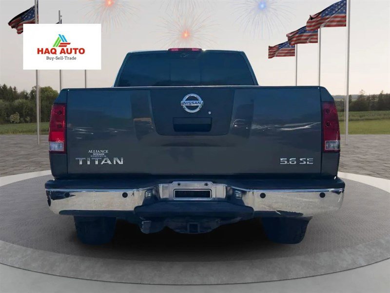 Used 2005 Nissan Titan SE w/ (R02) SE Off-Road Pkg image 6