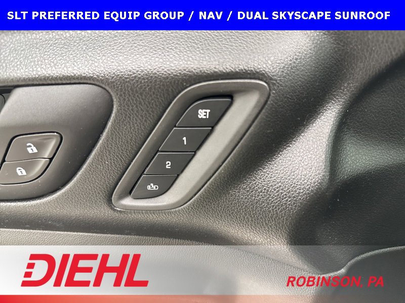 Used 2018 GMC Acadia SLT image 26