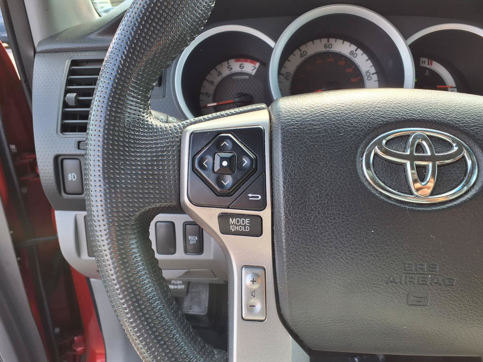 Used 2014 Toyota Tacoma 4x4 Double Cab w/ SR5 Package image 13