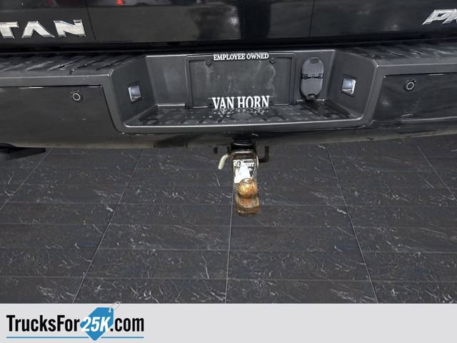Used 2018 Nissan Titan PRO-4X image 37