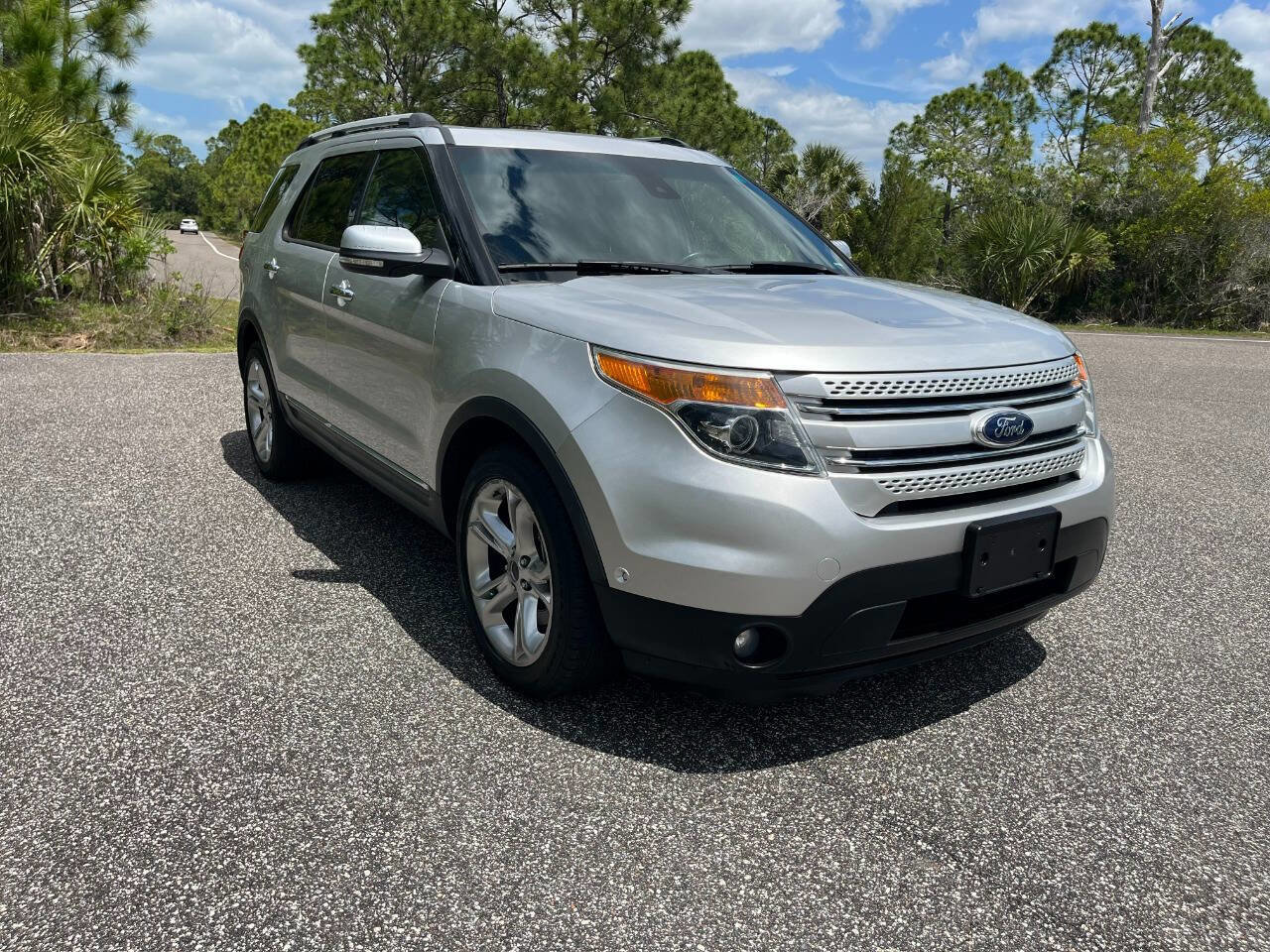 Used 2013 Ford Explorer Limited image 7