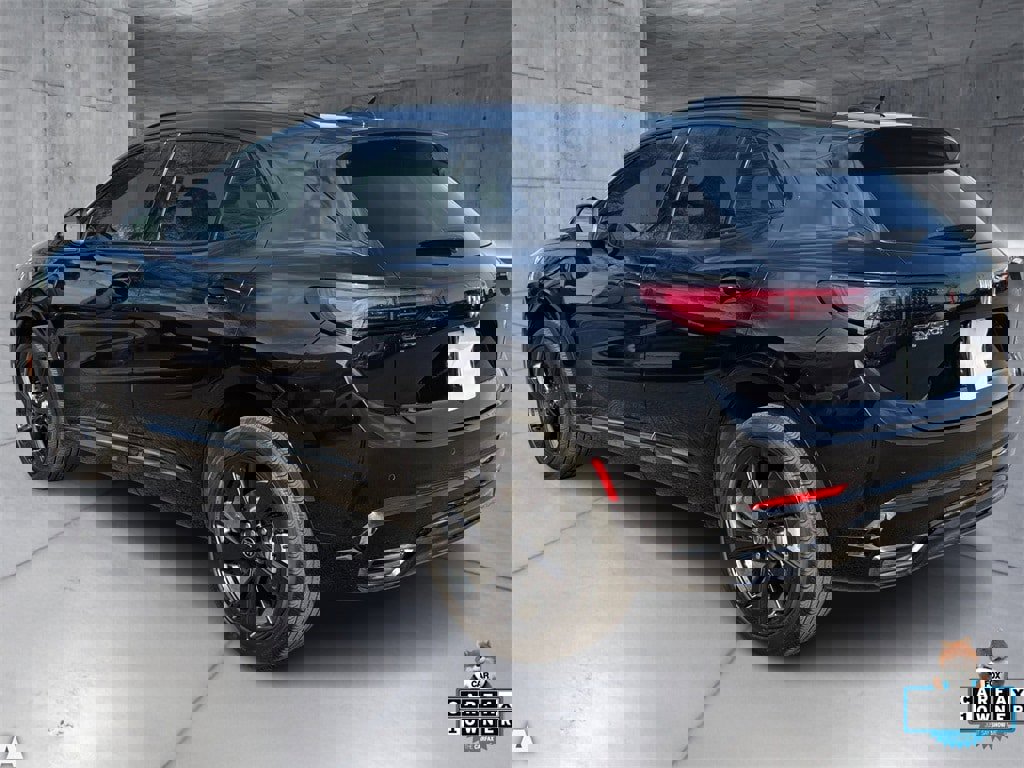 Used 2025 Buick Envision Sport Touring image 4