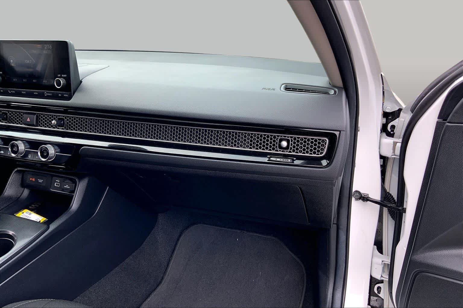 Used 2024 Honda Civic LX image 19