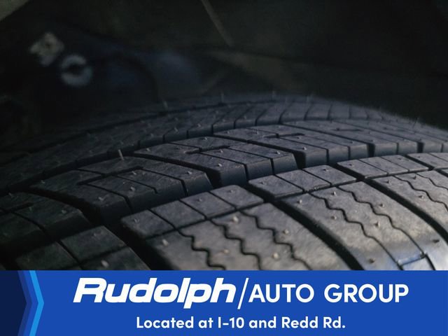 Used 2016 Buick Enclave Leather AWD/4WD image 36