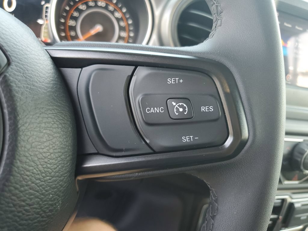 Certified 2023 Jeep Gladiator Mojave AWD/4WD image 20