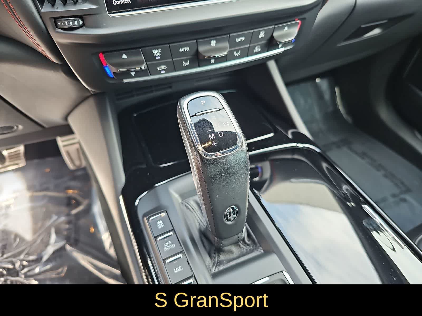 Used 2021 Maserati Levante S GranSport AWD/4WD image 21
