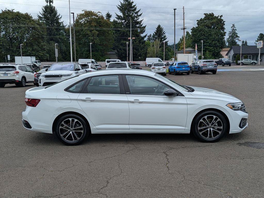 Used 2023 Volkswagen Jetta Sport FWD image 6