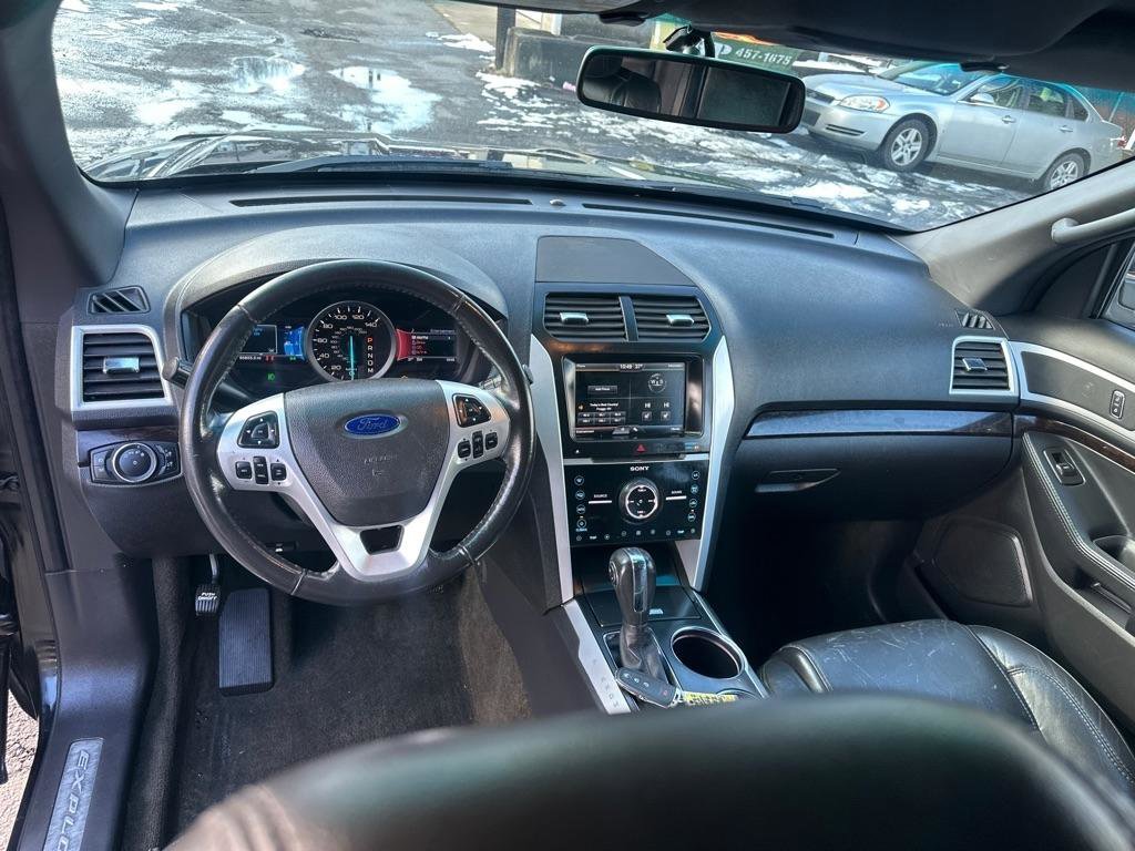 Used 2013 Ford Explorer Limited AWD/4WD image 16
