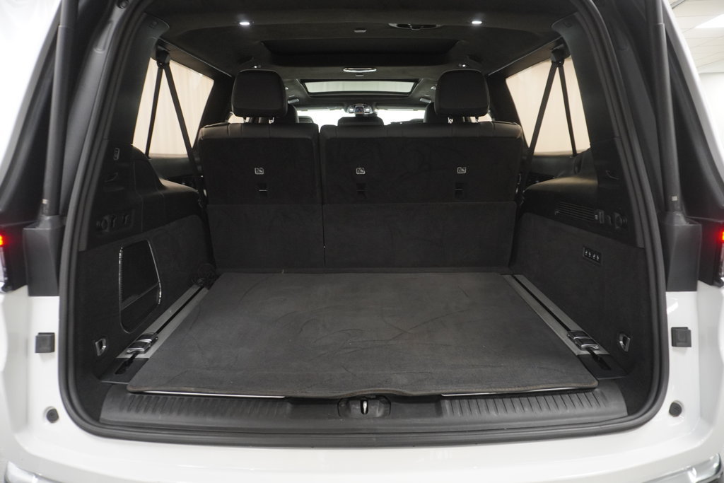 Certified 2023 Jeep Grand Wagoneer L Series III w/ HD Trailer Tow Package AWD/4WD image 47
