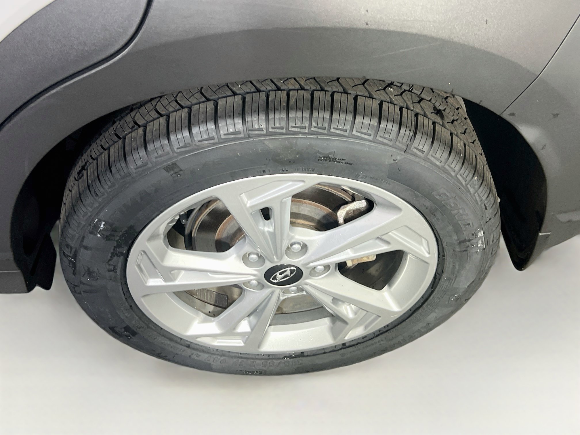 Used 2023 Hyundai Kona SEL AWD/4WD image 28