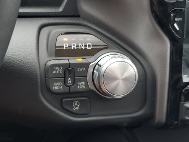 New 2026 RAM 1500 Laramie w/ Sport Appearance Package AWD/4WD image 24