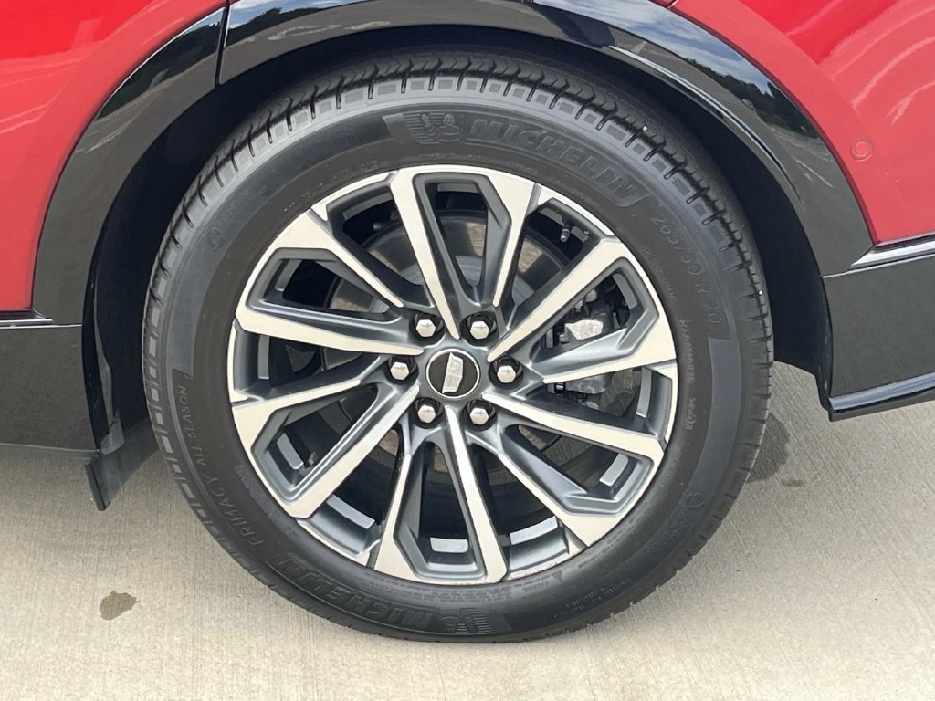 Certified 2024 Cadillac Lyriq Sport AWD/4WD image 11