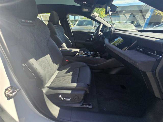 New 2025 Audi S6 e-tron Premium Plus AWD/4WD image 11