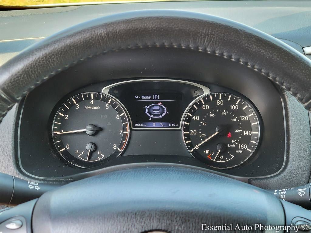 Used 2017 Nissan Pathfinder Platinum image 13