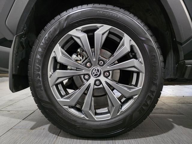 Used 2023 Toyota RAV4 XLE Premium image 25
