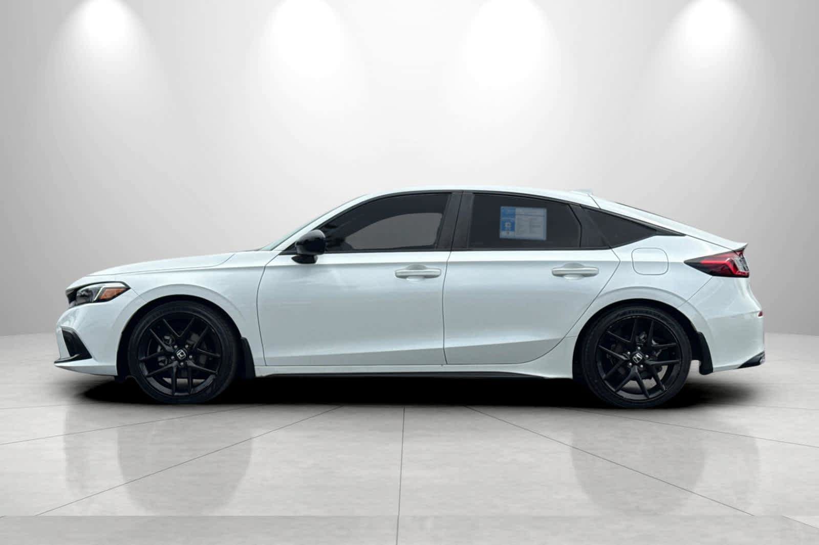 Used 2023 Honda Civic Sport image 5