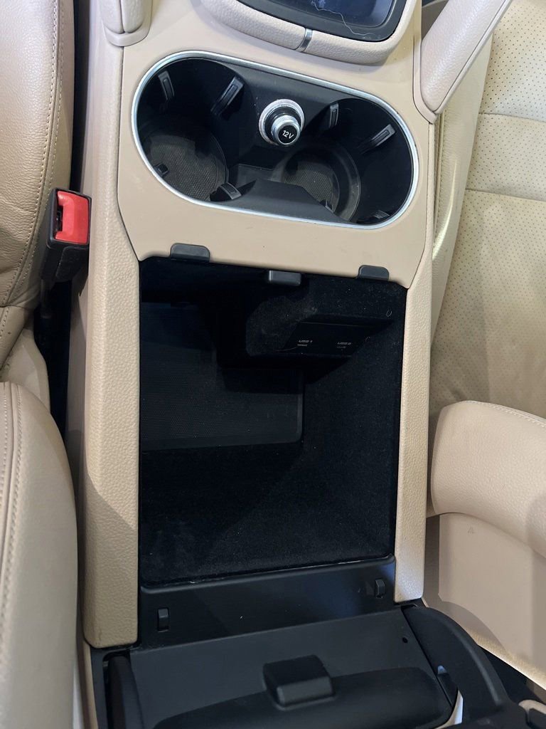 Used 2020 Porsche Cayenne image 24