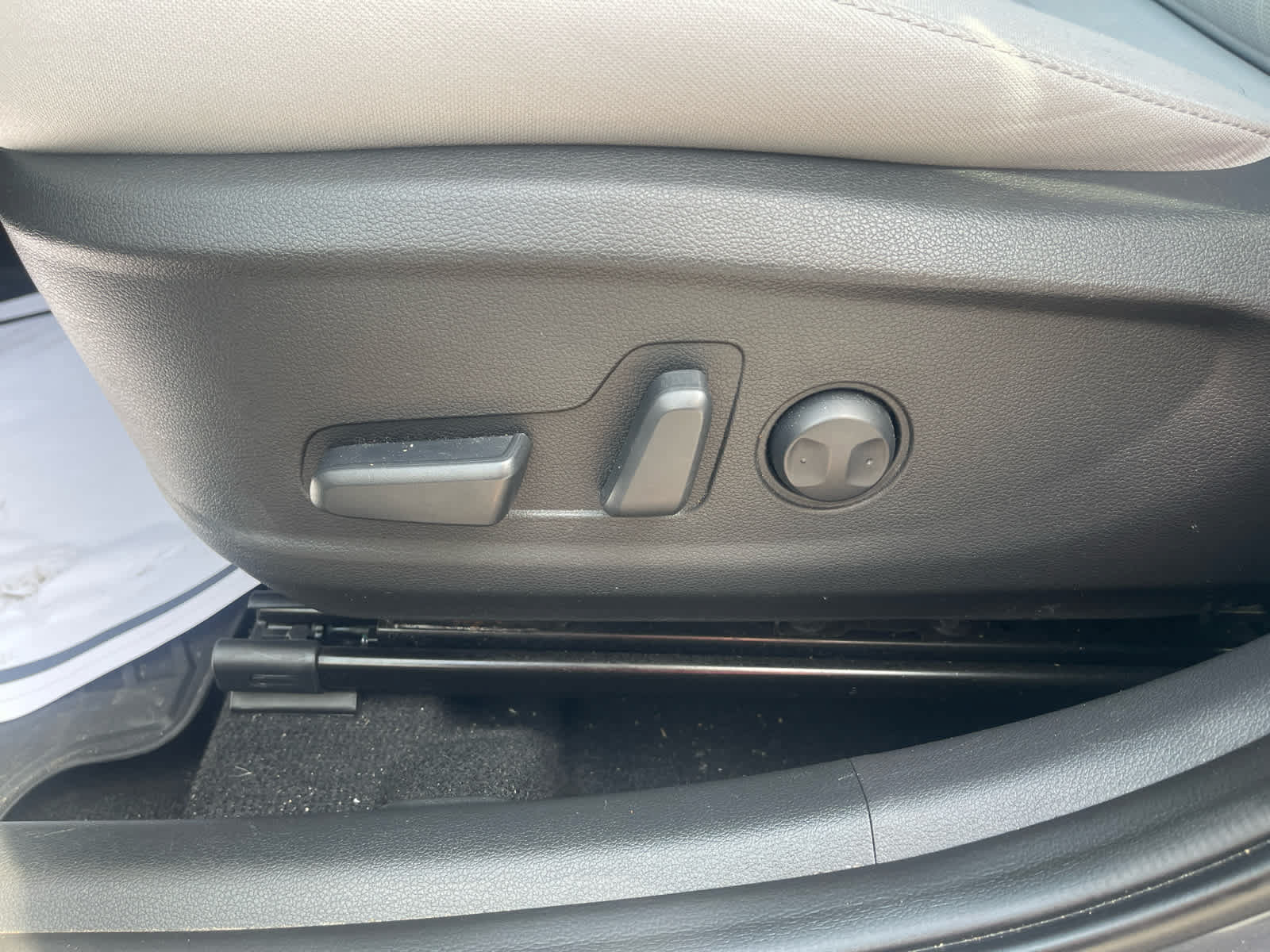 Used 2023 Hyundai Kona SEL AWD/4WD image 13