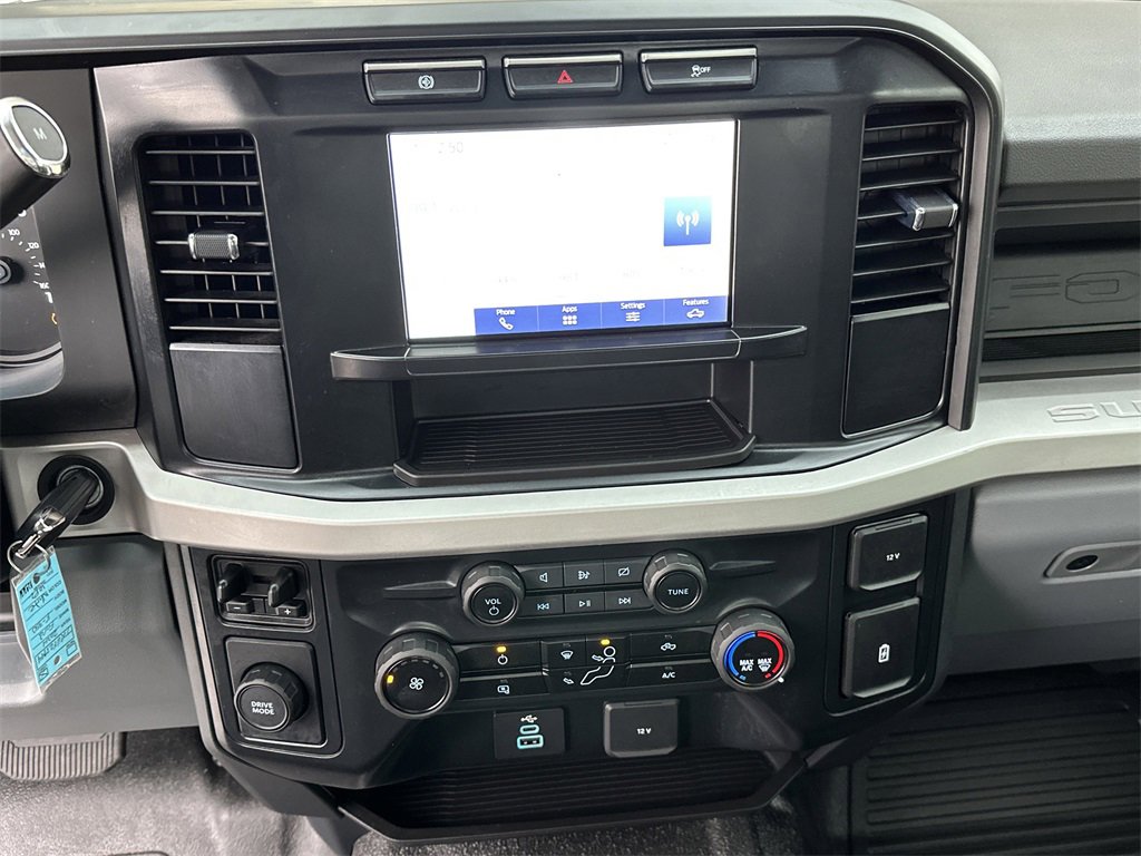 Used 2024 Ford F350 XL w/ XL Chrome Package image 22