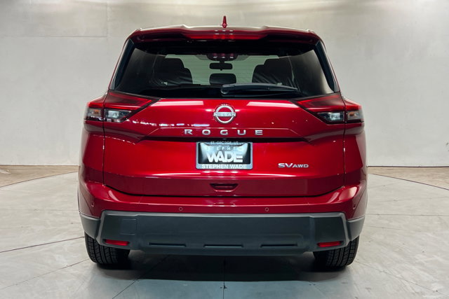 Used 2024 Nissan Rogue SV AWD/4WD image 4