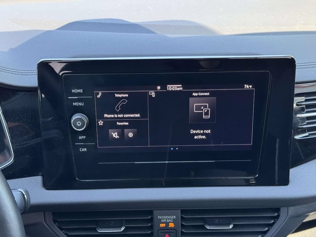 Used 2025 Volkswagen Jetta Sport FWD image 3