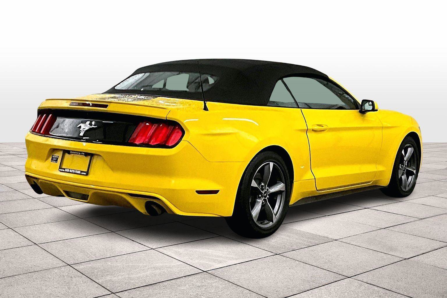 Used 2017 Ford Mustang Convertible w/ Equipment Group 051A image 11