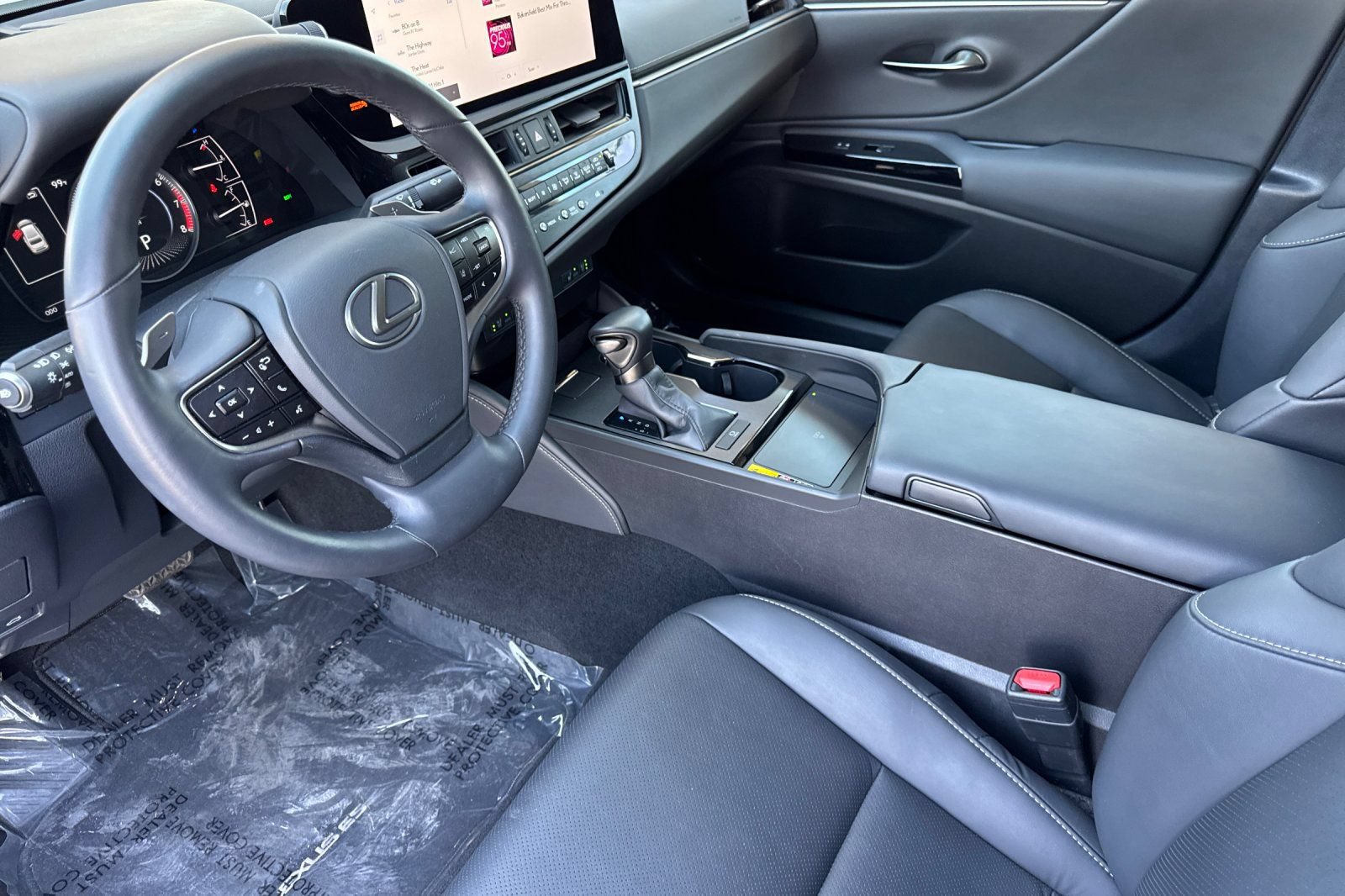 Certified 2025 Lexus ES 350 w/ Premium Package FWD image 11
