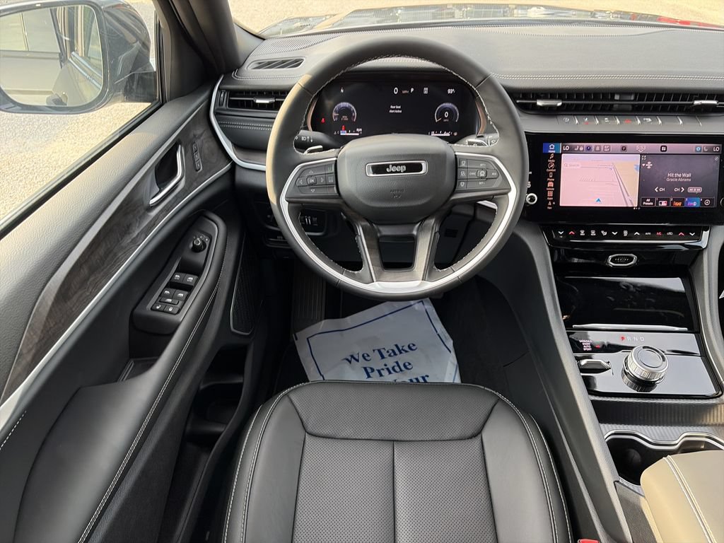 New 2026 Jeep Grand Cherokee Limited AWD/4WD image 13