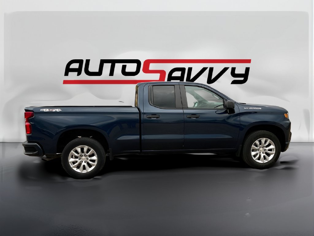 Used 2020 Chevrolet Silverado 1500 Custom w/ Custom Value Package AWD/4WD image 8