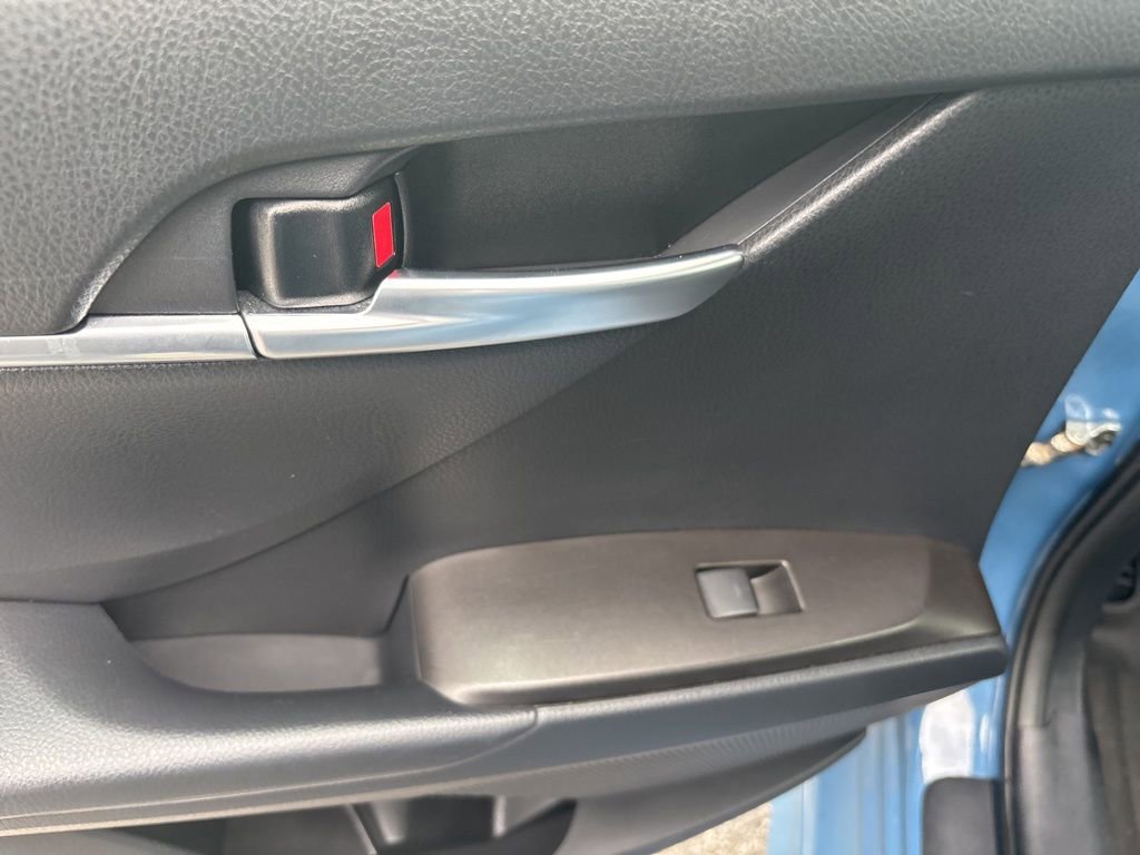 Used 2024 Toyota Camry SE w/ Cold Weather Package FWD image 22