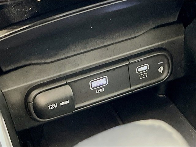 Used 2023 Kia Telluride S image 21