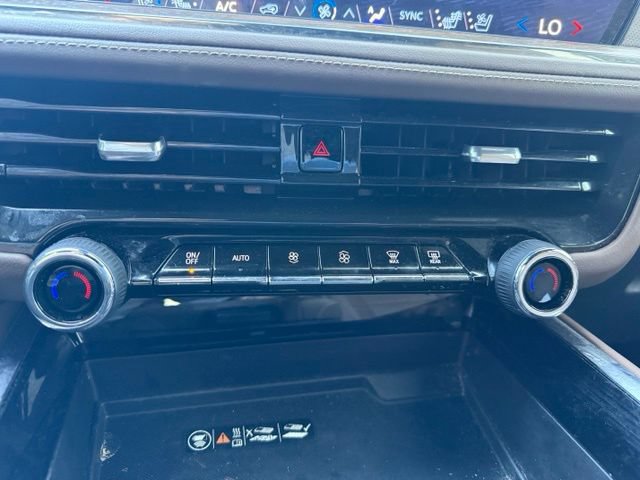 Used 2025 Chevrolet Tahoe High Country AWD/4WD image 20