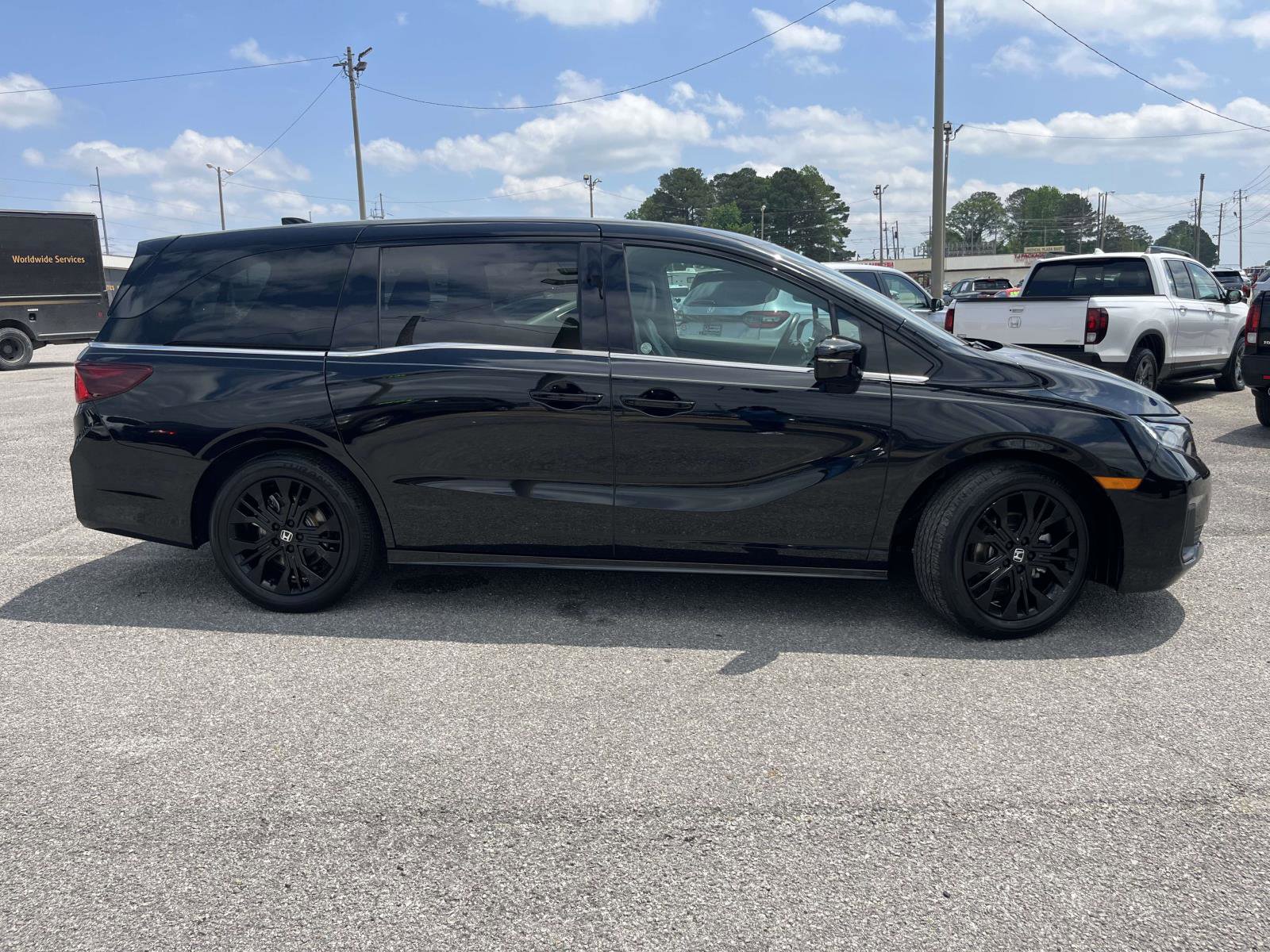 Certified 2025 Honda Odyssey Sport-L image 3