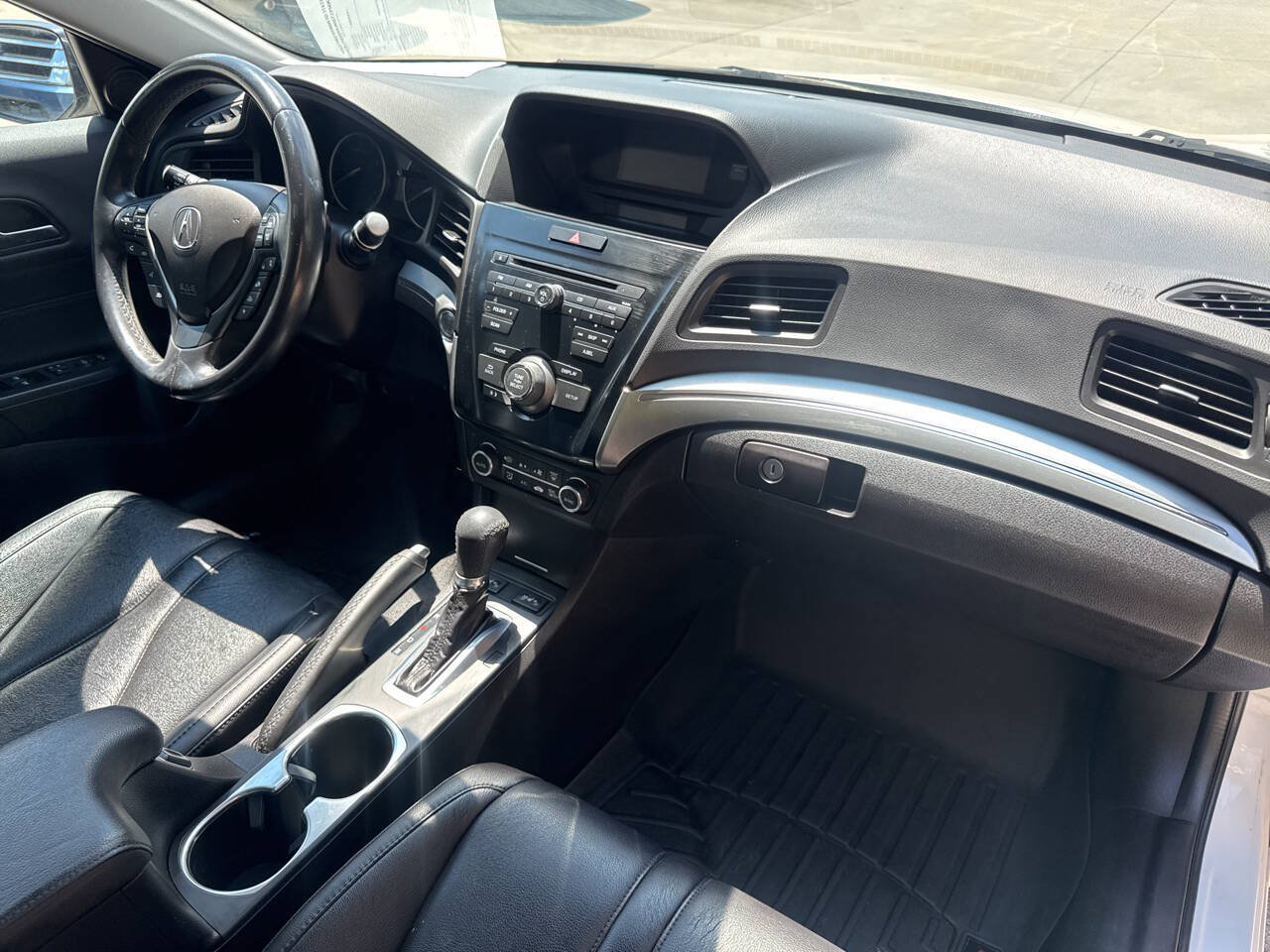 Used 2019 Acura ILX FWD image 16