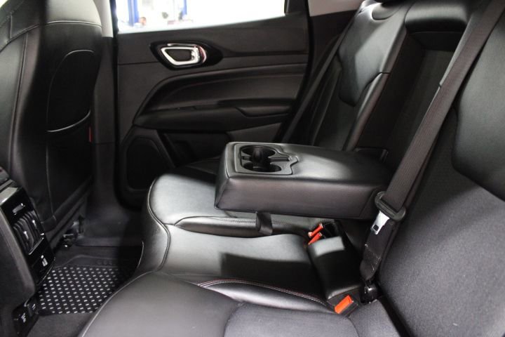 Used 2022 Jeep Compass Trailhawk w/ Trailhawk Convenience Group image 38