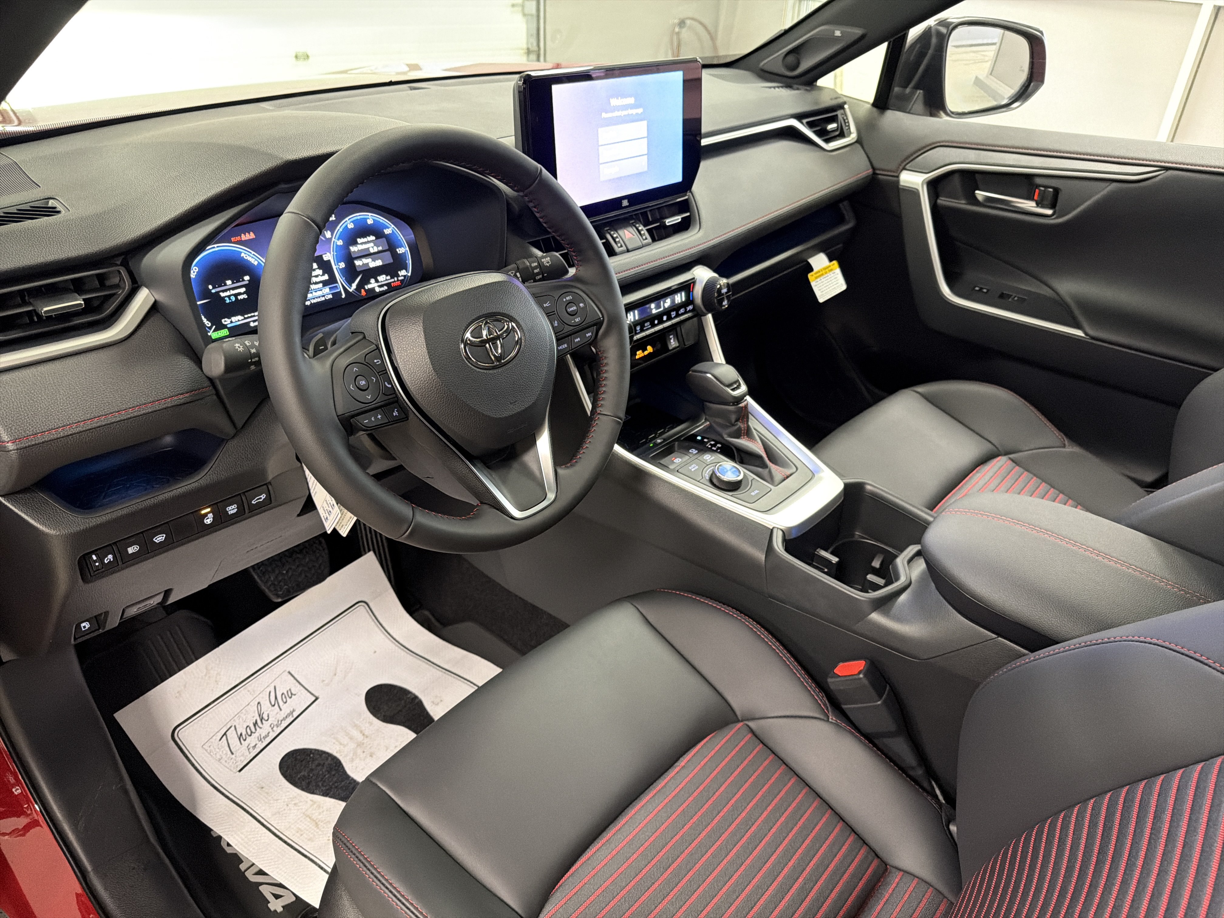 New 2025 Toyota RAV4 XSE w/ Weather Package AWD/4WD image 21