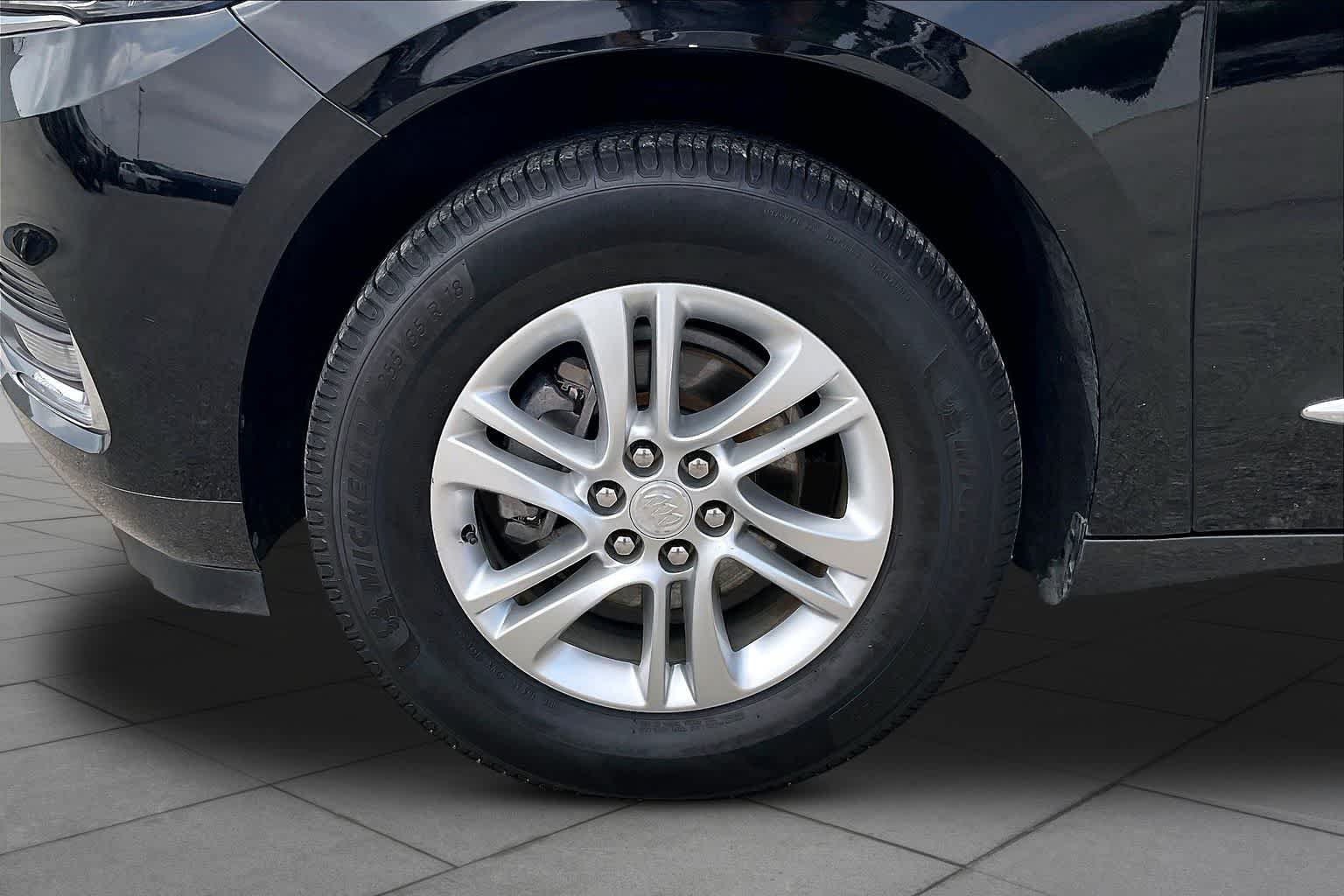 Used 2019 Buick Enclave Essence w/ Trailering Package, 5000 lbs. FWD image 11
