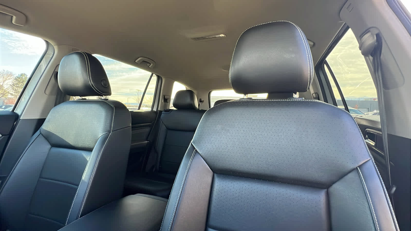 Used 2021 Volkswagen Atlas SE image 11