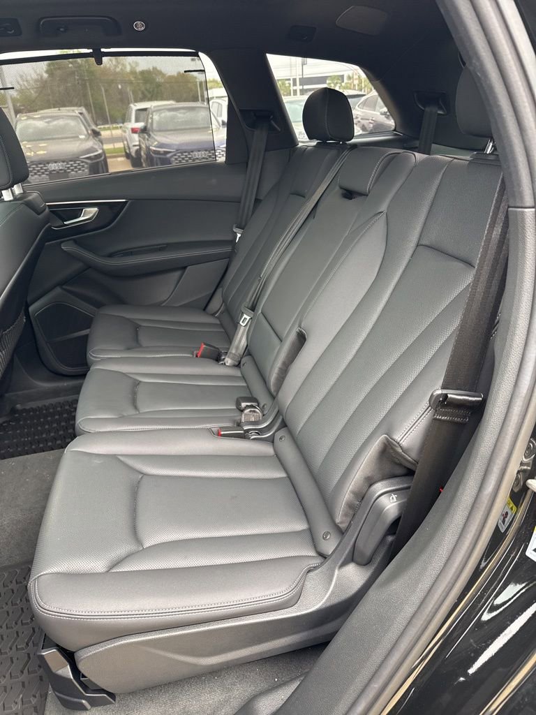 Used 2025 Audi Q7 3.0T Premium Plus w/ Premium Plus Package image 9