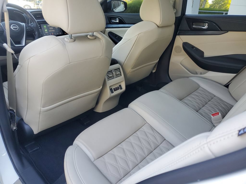 Certified 2023 Nissan Maxima Platinum w/ Sport Mat Group FWD image 12