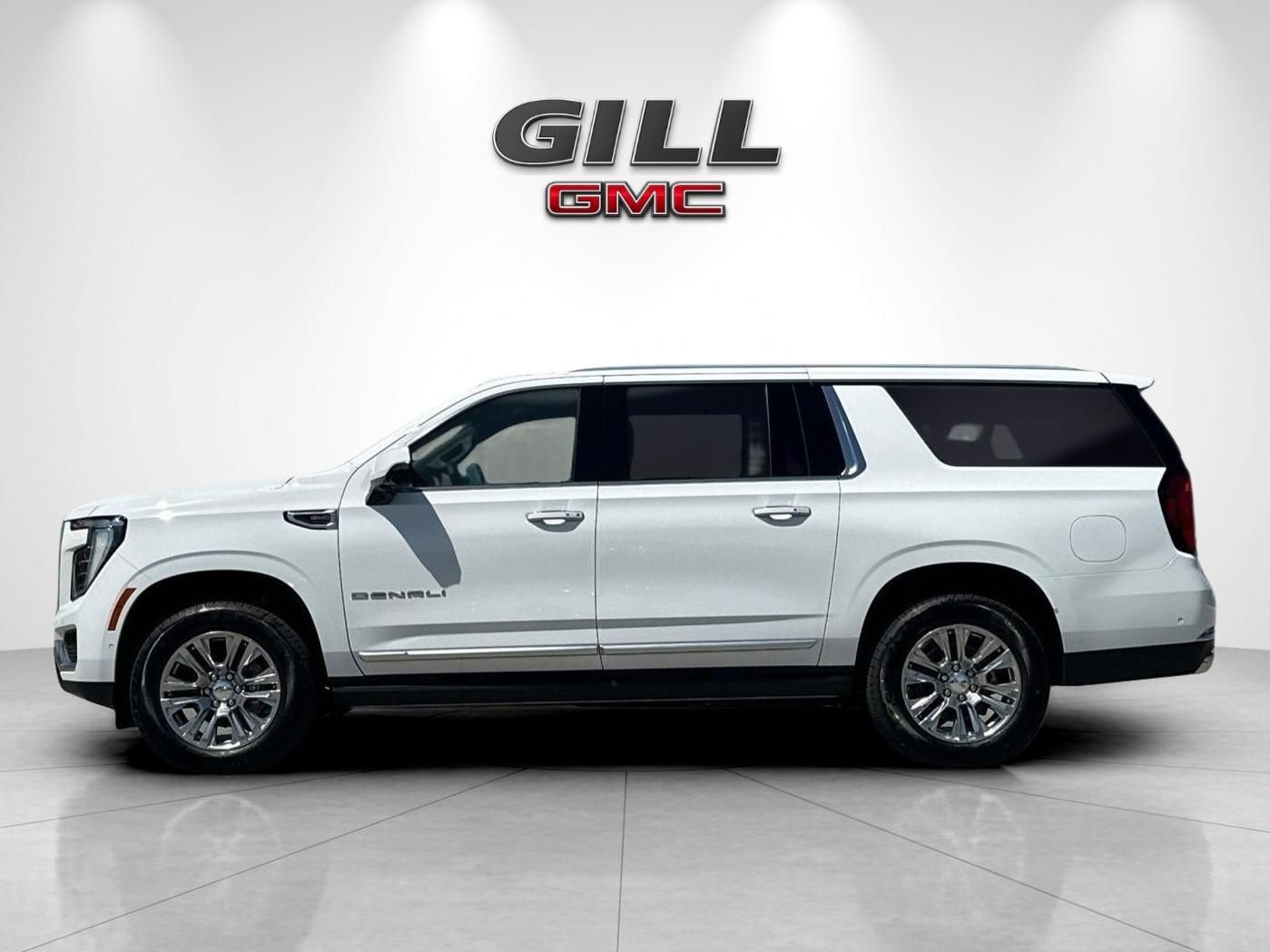 New 2026 GMC Yukon XL Denali w/ Sun & Power Step Package AWD/4WD image 3