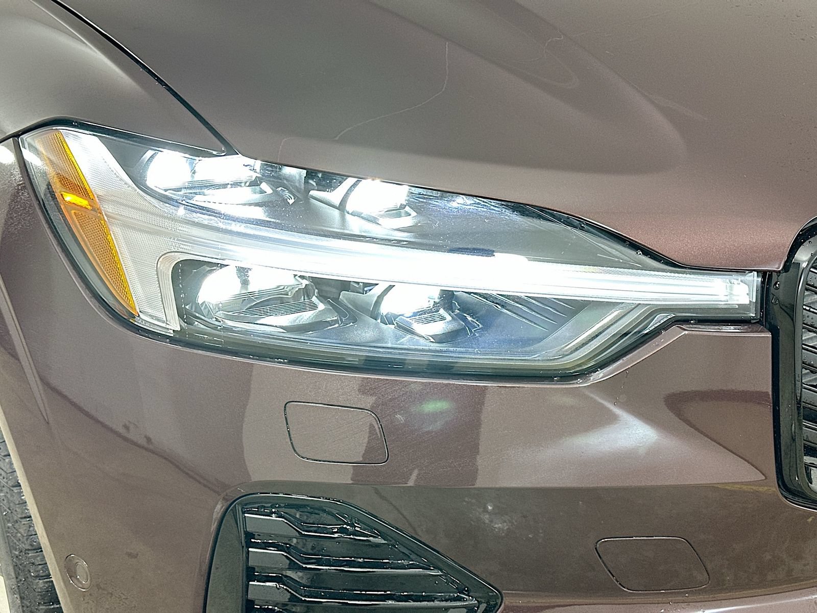 New 2026 Volvo XC60 B5 Plus w/ Protection Package Premier AWD/4WD image 9