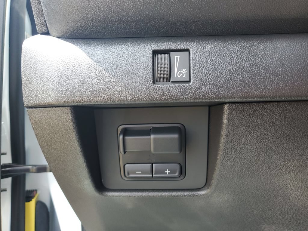 Used 2026 Chevrolet Colorado Trail Boss AWD/4WD image 22