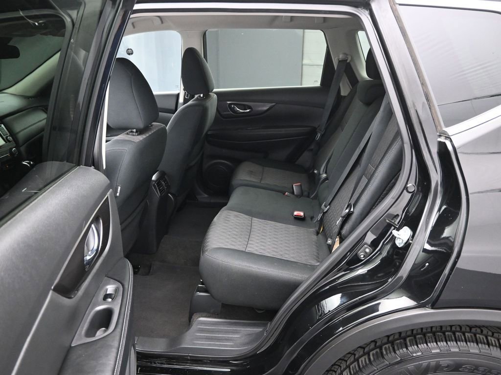 Used 2019 Nissan Rogue S w/ Special Edition Package image 17