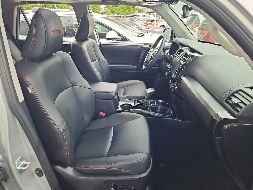 Used 2020 Toyota 4Runner TRD Off-Road Premium w/ Moonroof Package AWD/4WD image 16