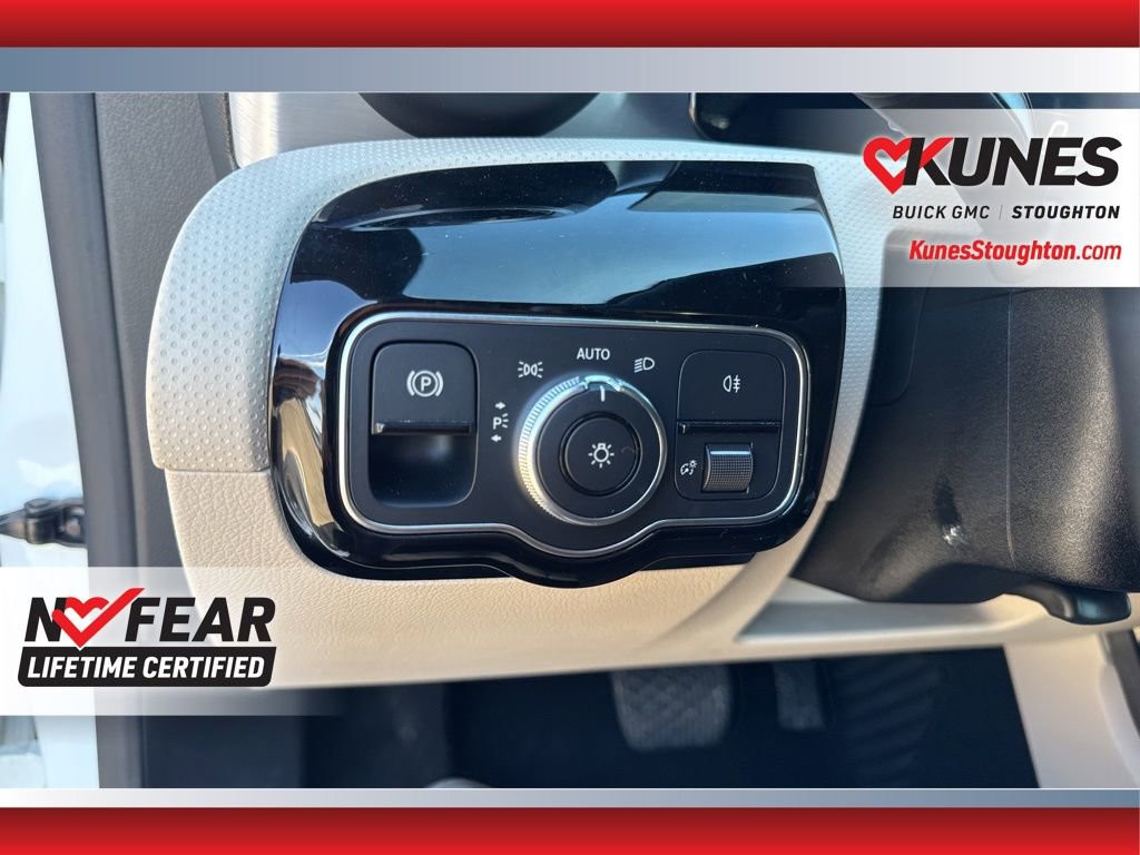 Used 2020 Mercedes-Benz CLA 250 image 22